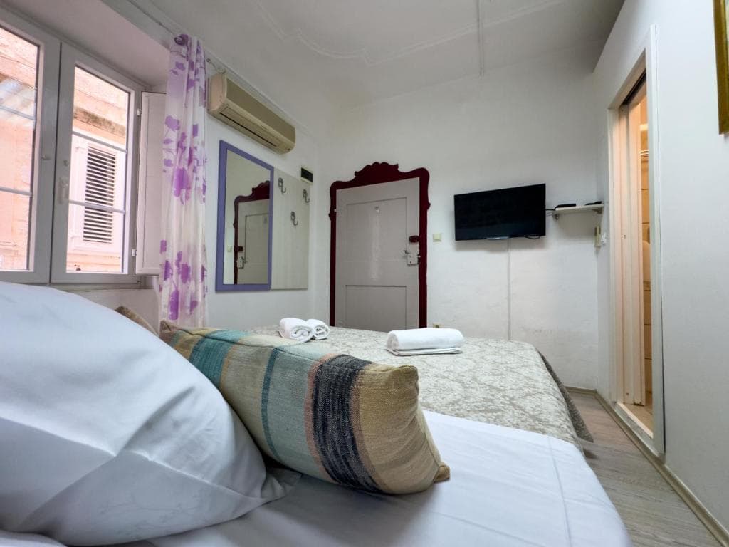 Cozy one bedroom apartment 12