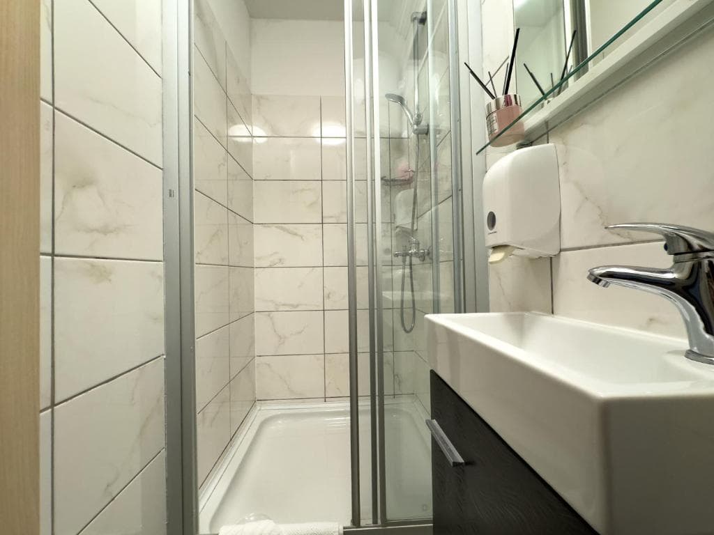 Cozy one bedroom apartment 4